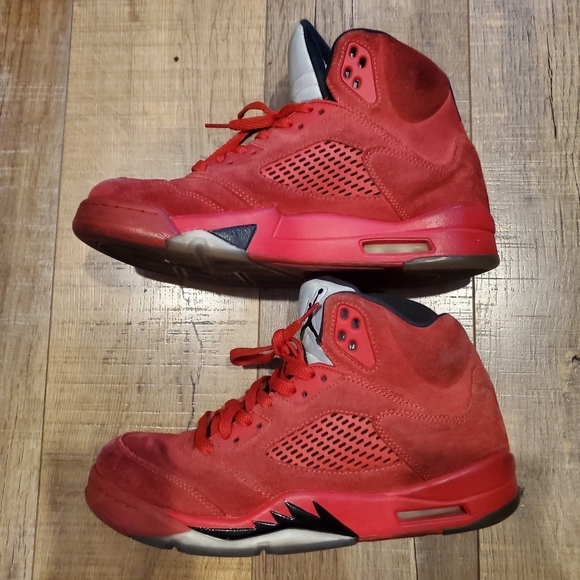 Jordan 5 Retro Red Suedo | Size 8 - Slightly Worn - Picture 2 of 8